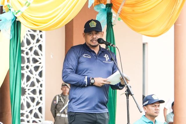 Wali Kota Medan, Bobby Nasution, saat menjadi Pembina Apel Hari Amal Bakti ke-78 Kementerian Agama (Kemenag) RI, Rabu (3/1/2023) di Asrama Haji Medan.