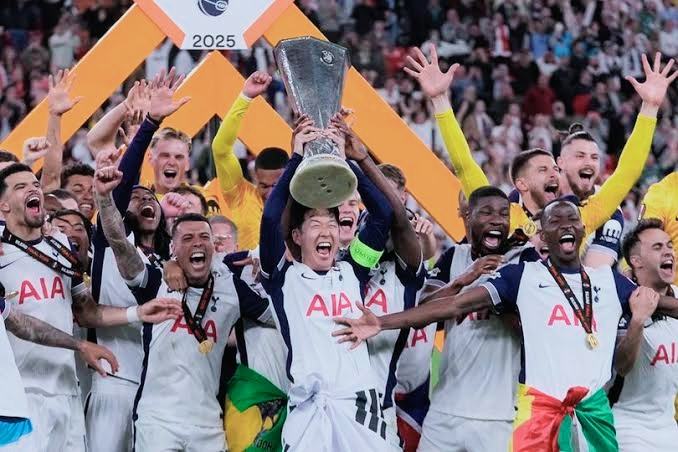 Tottenham Hotspur sukses menghapus dahaga gelar selama 17 tahun setelah sukses menjuarai Liga Europa 2024/2025. Foto/bn
