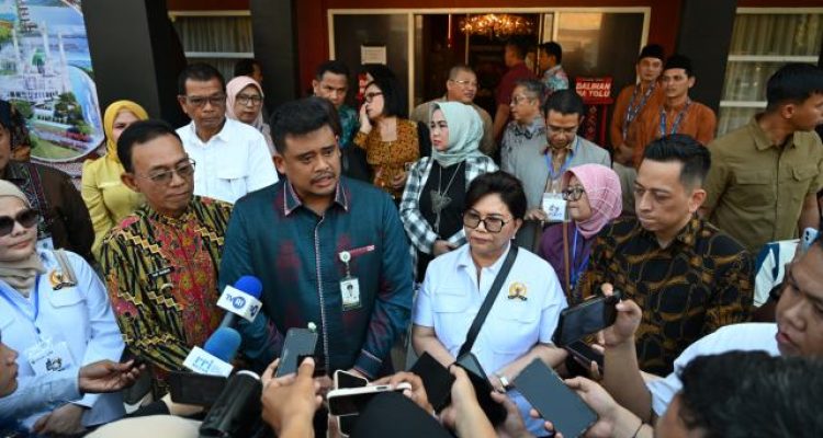 Gubernur Sumut Bobby Nasution saat menerima kunjungan kerja Komisi VII DPR-RI ke PRSU, Kamis (9/7/2026).