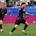 Pemain Kanada Eustaquio melakukan selebrasi usai mencetak gol ke gawang Afrika Selatan dalam laga babak 32 besar Piala Dunia 2026 yang berlangsung di Stadion Los Angeles, Senin (29/6/2026). Kanada menang 1-0 dan melaju ke babak 16 besar. Foto: reuters