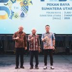 Wakil Gubernur Sumut, Surya menutup Pekan Raya Sumatera Utara ke 50 Tahun 2026 di Panggung Utama PRSU, Jalan Gatot Subroto, Medan, Minggu (2/8/2026). Foto/Diskominfo Sumut